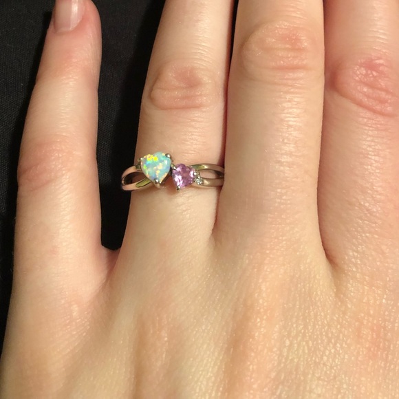 Beautiful October heart shaped birthstone ring. - Picture 6 of 8